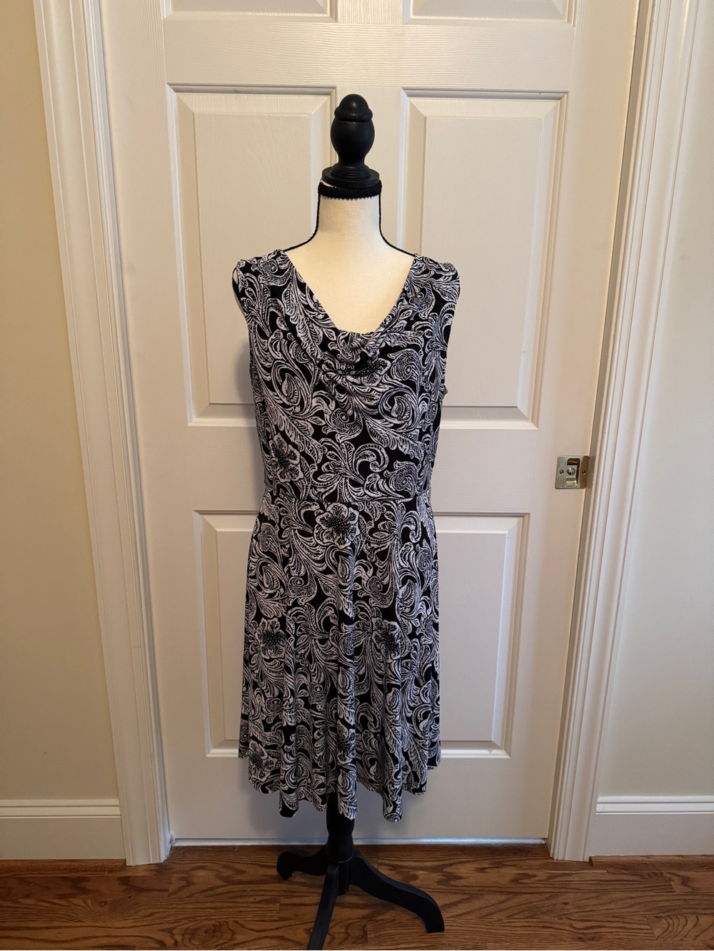 Enfocus Studio Black and White Swirl Print Cowl Neck Midi Dress